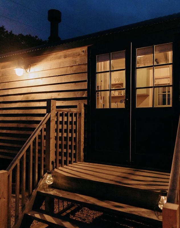 Collie Shepherd Huts photo 3